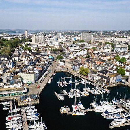 Seascape Penthouse With Free Parking Apartment Plymouth Exterior photo
